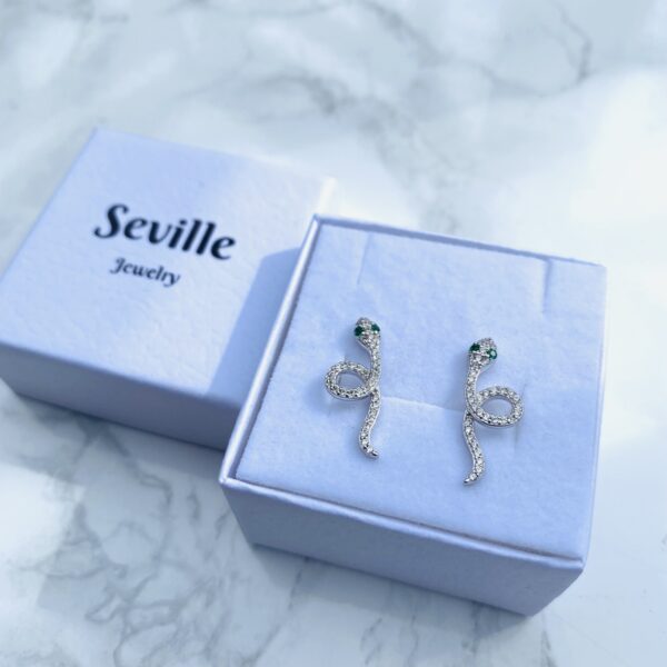 Seville Jewelry slange øreringe med zirkonia sten 1993/1