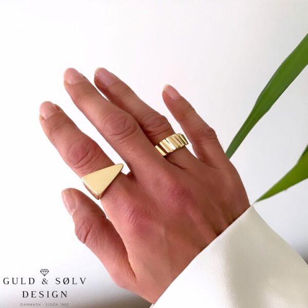 Guld & Sølv Design statement 8 karat guldring 6462/08 - Image 2