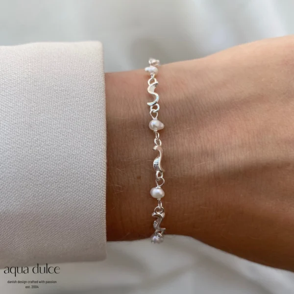 Aqua Dulce RHUMBA PEARL armbånd i sølv 5105