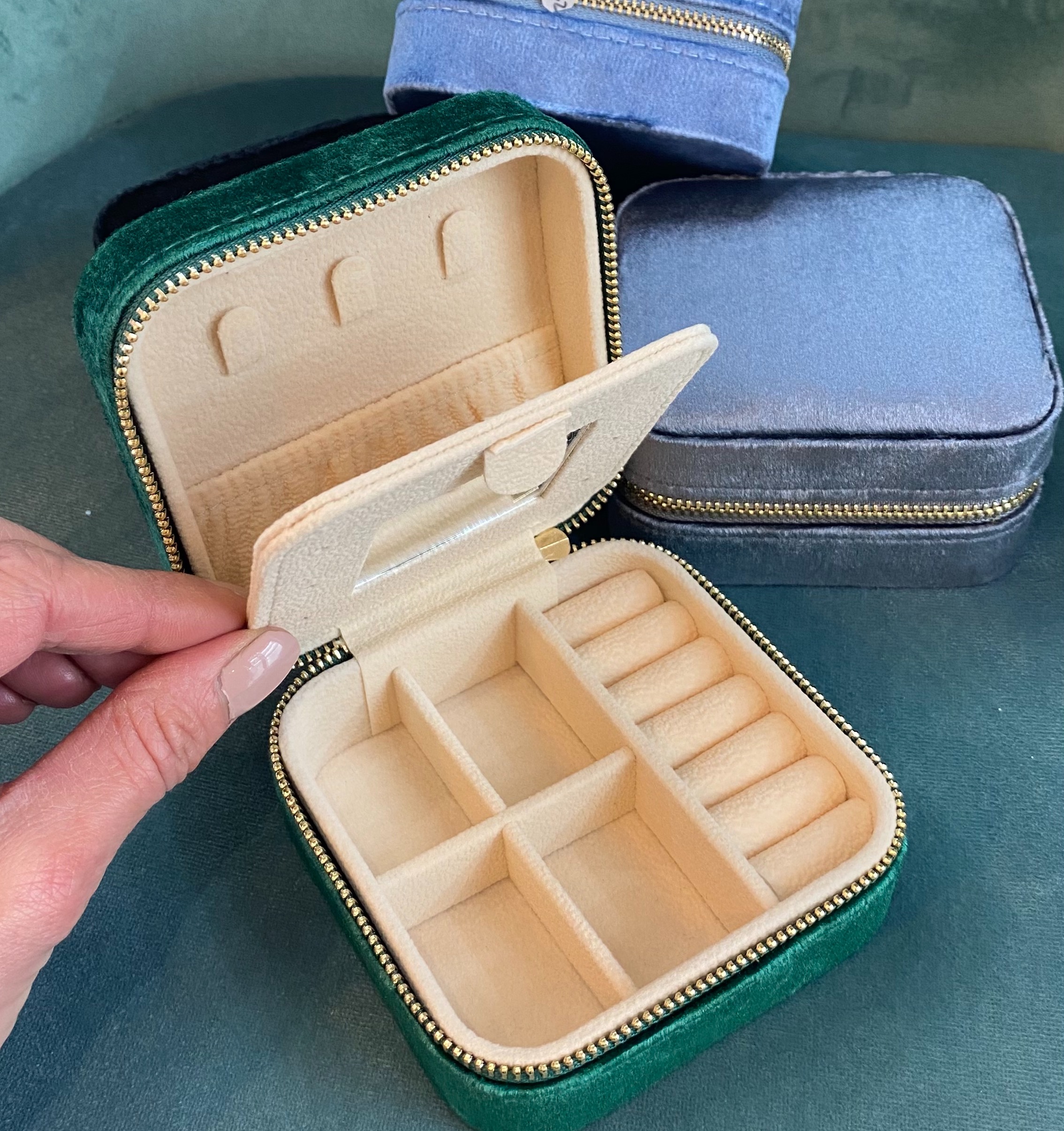 Smykkeskrin i grøn velour - Guld & Sølv Design LYSH103 - Billede 2