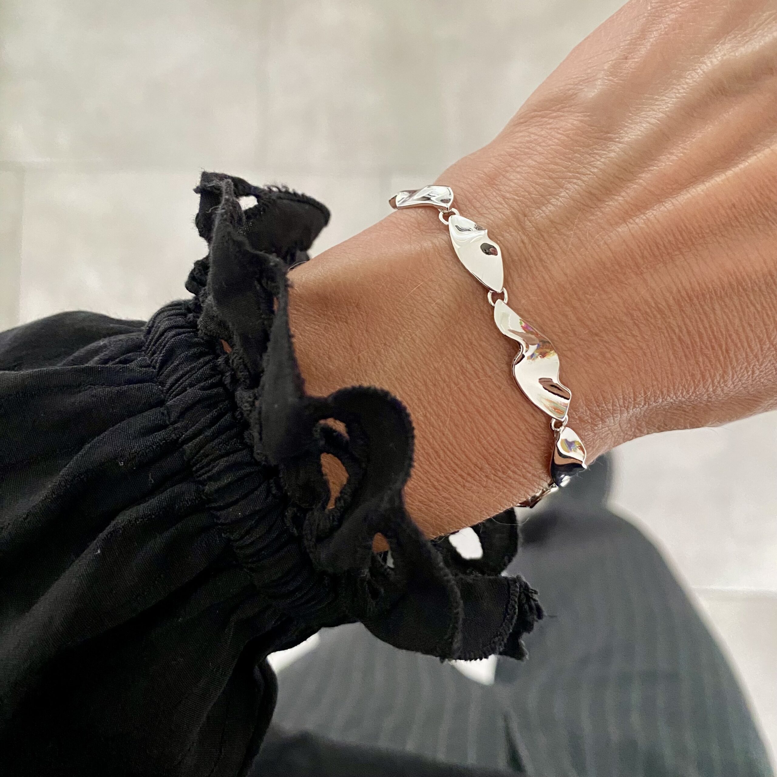 Armbånd i sølv med bølgende design - 81039 - Billede 2