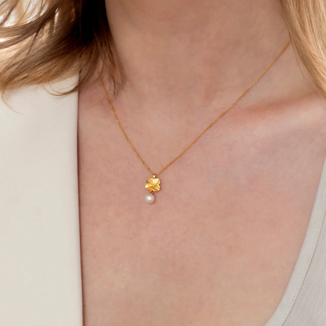 Flora Danica Firkløver forgyldt halskæde med perle FLC-NePearl-G - Billede 2