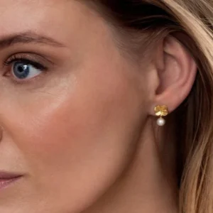 Flora Danica Firkløver perleøreringe guldbelagt FLC-StPcPearl-G