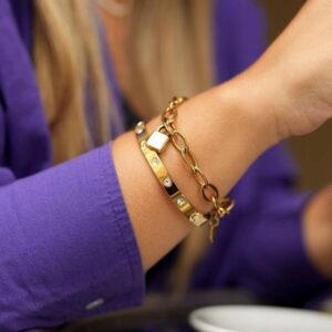 Armring med zirkonia sten - Rustfrit stål PVD Guldbelægning