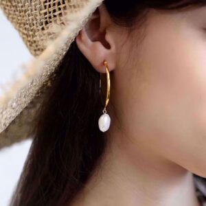 Creoler med barok perle - Rustfrit stål PVD guldbelægning