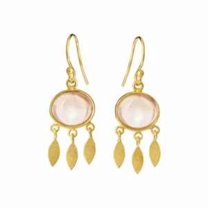 Øreringe i forgyldt sølv med morganit – Susanne Friis Bjørner