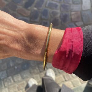 Armring - 4mm rund profil - Guldfarvet stål - CO88