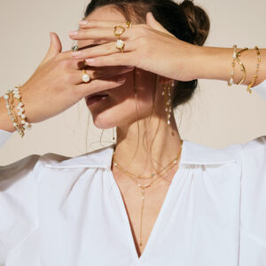 Sinna halskæde i forgyldt sølv med blå sten - Aqua Dulce