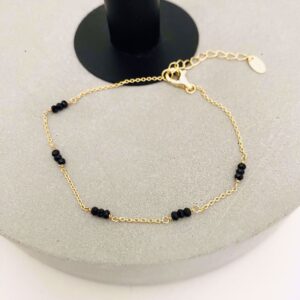 Seville Jewelry forgyldt armbånd med sorte sten