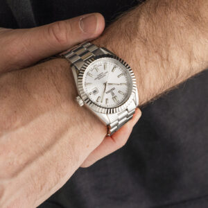 Festina herreur Swiss Made med sølvfarvet skive – F20084/A