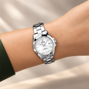 Festina D. Swiss Made dameur i stål med hvid skive – F20049/1